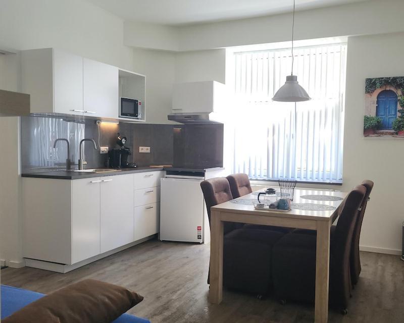 Deluxe One-Bedroom Apartment,1598410929:JPEG